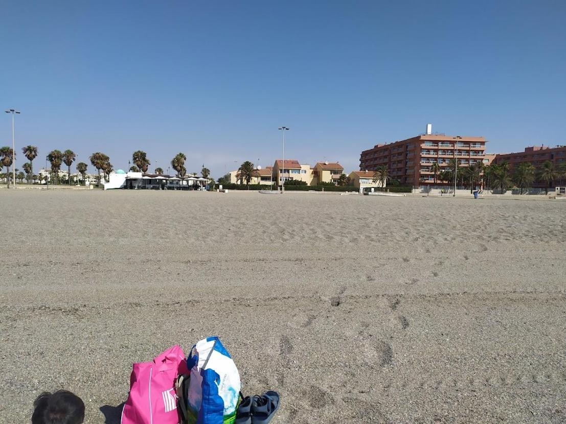 Coqueto Apartamento Con Terraza En La Playa Roquetas de Mar Exterior photo